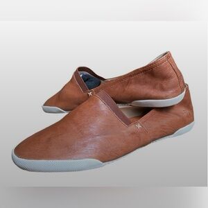 FRYE Melanie Women's Size 7.5 M Leather Slip On Sneaker Shoes Cognac Brown Flats